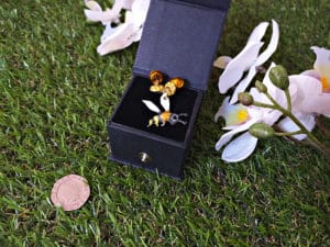 Flying Bee Shape - Image 2