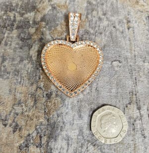Luxury Diamanté  Heart Pendant with heart recess and insert - Image 11